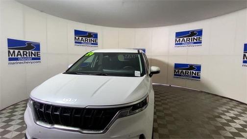 2024 Kia Carnival EX