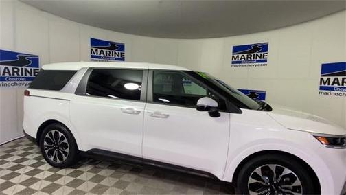 2024 Kia Carnival EX