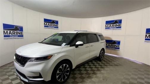 2024 Kia Carnival EX