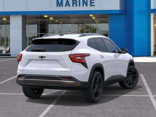 Summit White 2026 Chevrolet Trax FWD ACTIV