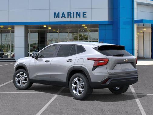 Sterling Gray Metallic 2026 Chevrolet Trax LS