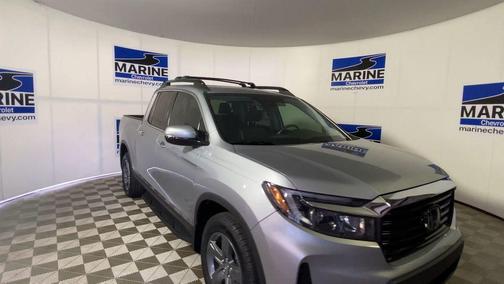 Lunar Silver Metallic 2023 Honda Ridgeline RTL-E