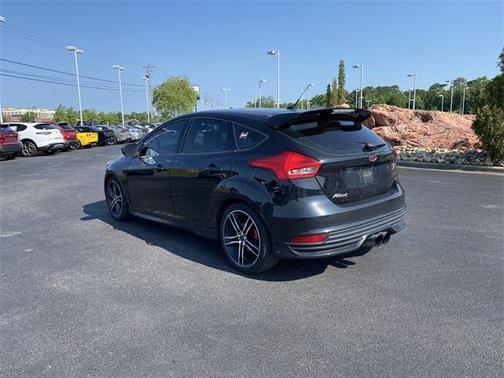2016 Ford Focus ST