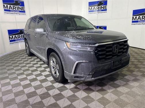 2023 Honda Pilot 2WD EX-L 8 Passenger