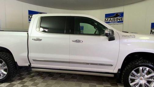 Iridescent Pearl Tricoat 2023 Chevrolet Silverado 1500 High Country