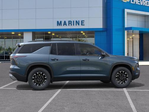 Lakeshore Blue Metallic 2026 Chevrolet Traverse AWD Z71