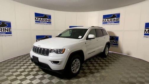 Bright White Clearcoat 2019 Jeep Grand Cherokee Laredo