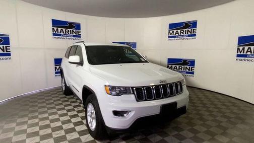 Bright White Clearcoat 2019 Jeep Grand Cherokee Laredo
