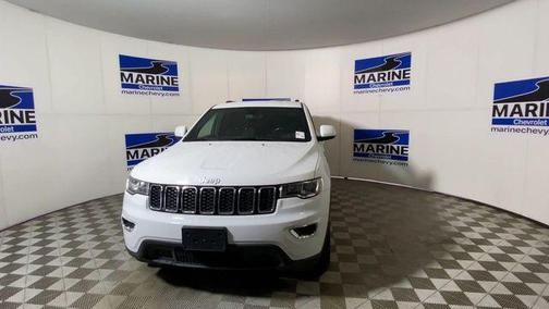 Bright White Clearcoat 2019 Jeep Grand Cherokee Laredo