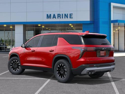 Radiant Red Tintcoat 2026 Chevrolet Traverse AWD Z71