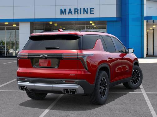 Radiant Red Tintcoat 2026 Chevrolet Traverse AWD Z71