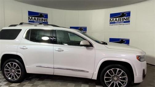 2022 GMC Acadia Denali