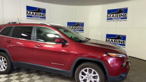 Deep Cherry Red Crystal Pearlcoat 2017 Jeep Cherokee Latitude