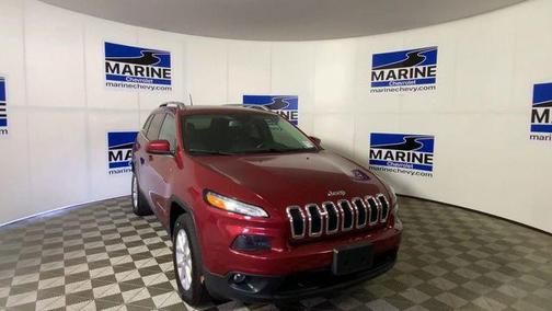 Deep Cherry Red Crystal Pearlcoat 2017 Jeep Cherokee Latitude