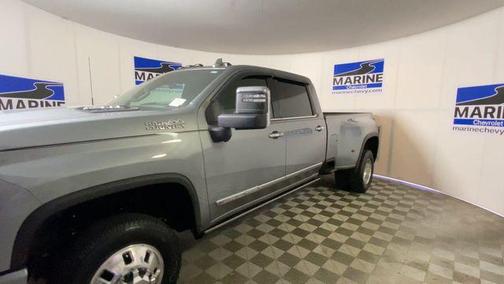 Sterling Gray Metallic 2024 Chevrolet Silverado 3500 High Country
