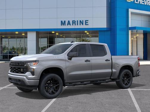 Sterling Gray Metallic 2026 Chevrolet Silverado 1500 Custom