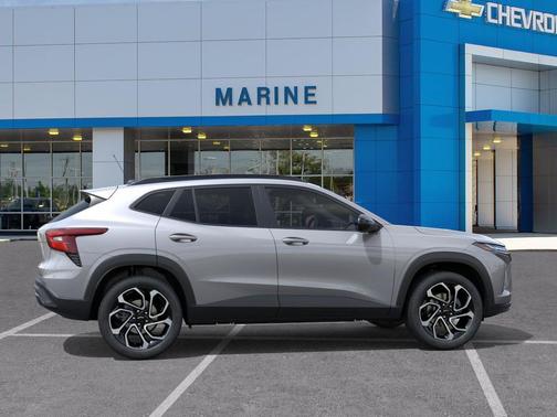 Sterling Gray Metallic 2026 Chevrolet Trax FWD 2RS