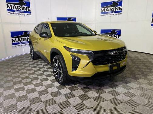 Nitro Yellow Metallic 2024 Chevrolet Trax FWD 1RS
