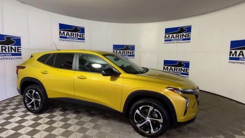 Nitro Yellow Metallic 2024 Chevrolet Trax FWD 1RS