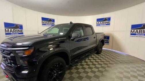 Black 2025 Chevrolet Silverado 1500 Custom