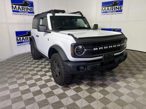 OXFORD WHITE 2024 Ford Bronco Black Diamond