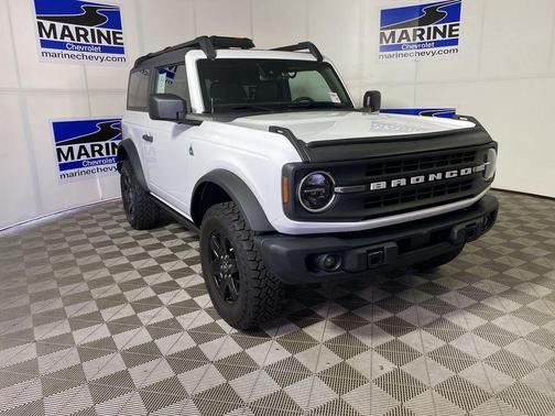 OXFORD WHITE 2024 Ford Bronco Black Diamond