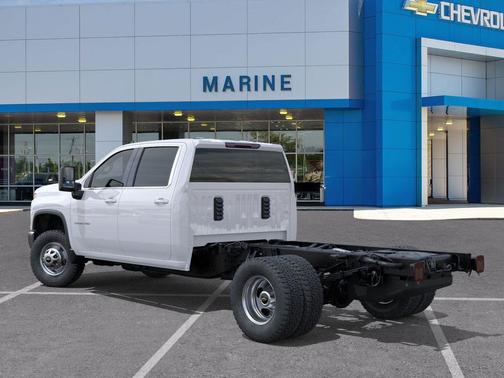 Summit White 2026 Chevrolet Silverado 3500 WT