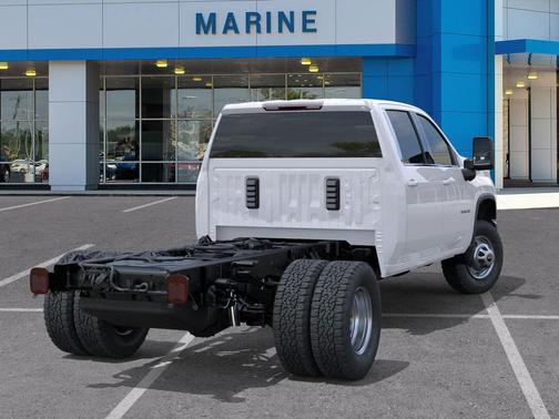 Summit White 2026 Chevrolet Silverado 3500 WT