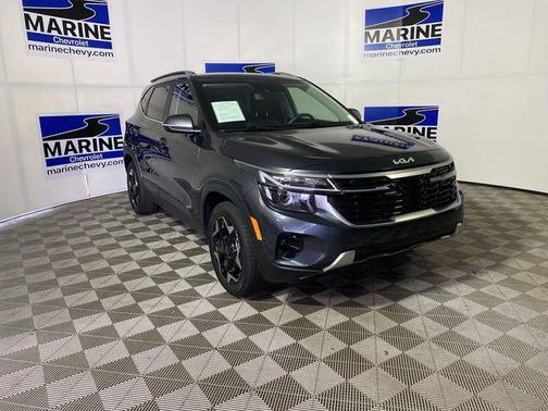 Gravity Gray 2025 Kia Seltos EX