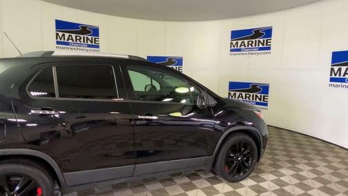 Mosaic Black Metallic 2020 Chevrolet Trax LT