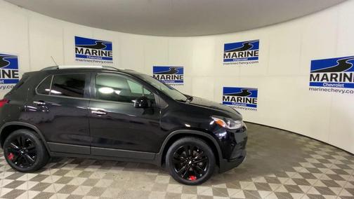 Mosaic Black Metallic 2020 Chevrolet Trax LT