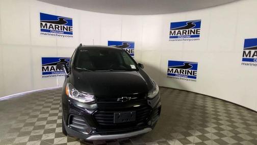 Mosaic Black Metallic 2020 Chevrolet Trax LT