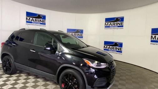 Mosaic Black Metallic 2020 Chevrolet Trax LT
