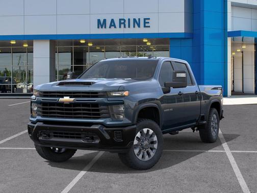 Lakeshore Blue Metallic 2026 Chevrolet Silverado 2500 Custom
