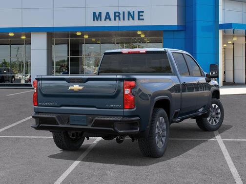 Lakeshore Blue Metallic 2026 Chevrolet Silverado 2500 Custom