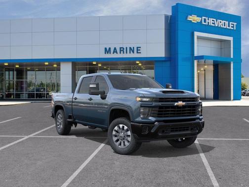 Lakeshore Blue Metallic 2026 Chevrolet Silverado 2500 Custom
