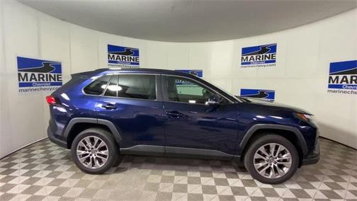 2022 Toyota RAV4 XLE Premium