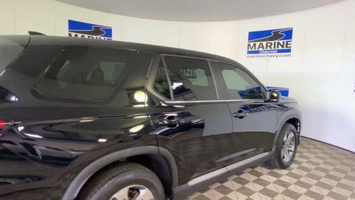 Crystal Black Pearl 2023 Honda Pilot AWD EX-L 7 Passenger