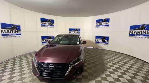 Garnet Pearl Metallic 2023 Nissan Altima 2.5 SL