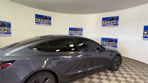 2021 Tesla Model 3 Standard Range Plus