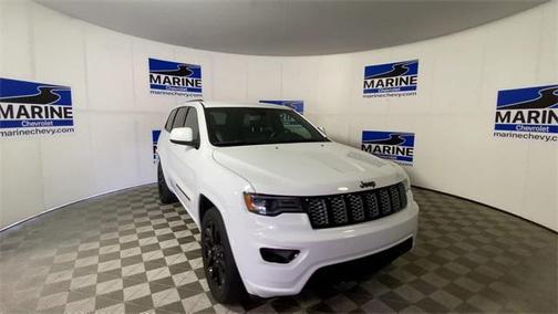 2022 Jeep Grand Cherokee Laredo