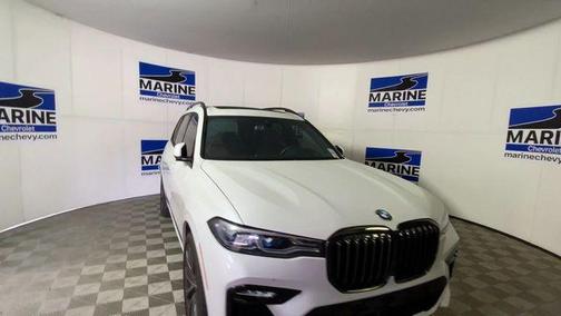 2022 BMW X7 M50i