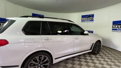 2022 BMW X7 M50i