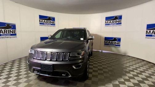 Granite Crystal Metallic Clearcoat 2020 Jeep Grand Cherokee Overland