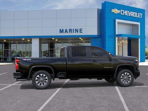 Black 2026 Chevrolet Silverado 2500 Custom