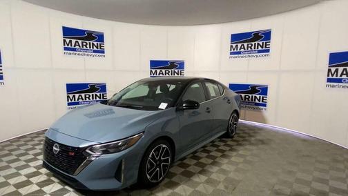 Atlantic Gray Metallic/Super Black 2025 Nissan Sentra SR