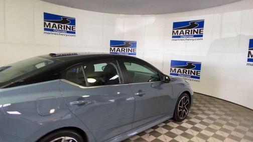 Atlantic Gray Metallic/Super Black 2025 Nissan Sentra SR
