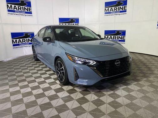 Atlantic Gray Metallic/Super Black 2025 Nissan Sentra SR