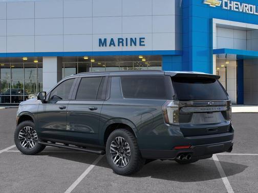 Cypress Gray 2026 Chevrolet Suburban Z71, 4WD