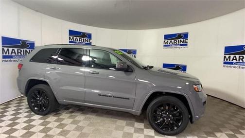 2022 Jeep Grand Cherokee Laredo